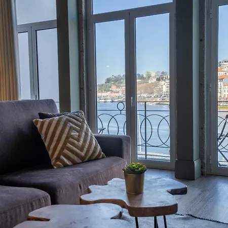 Riverside Oasis By Lovelystay Apartment